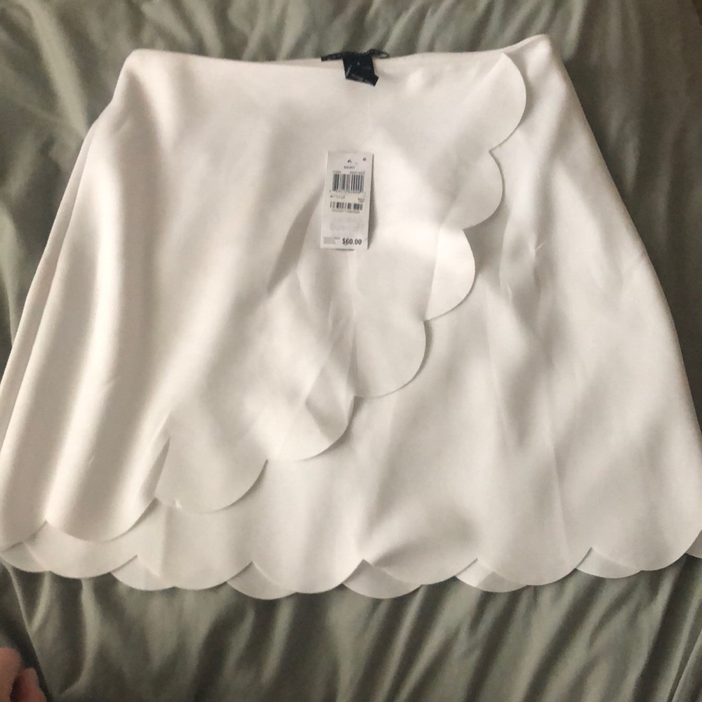 Cute and stylish White skirt